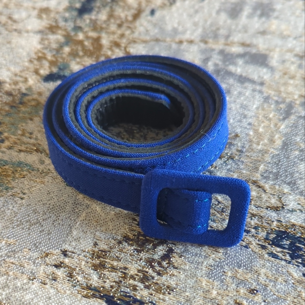 Oscar De La Renta Cobalt Blue Belt Size XS